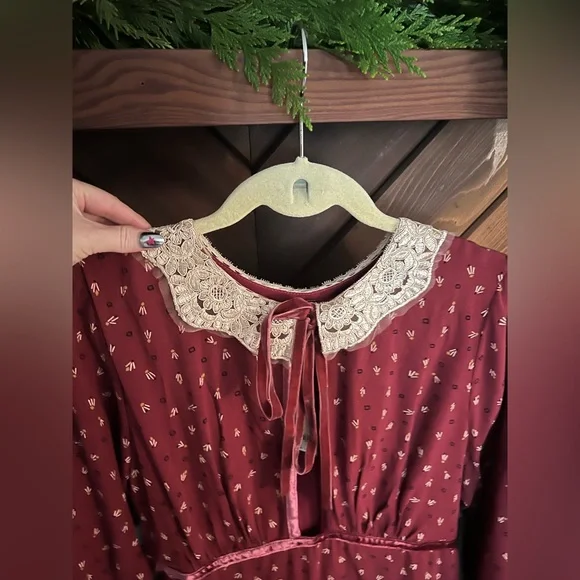Free people holiday dress. - Picture 3 of 5